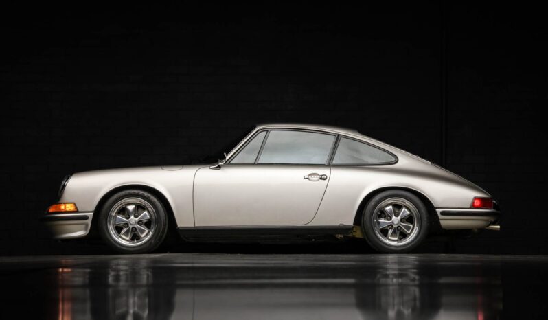 								1970 Porsche 911T Coupe 5-Speed full									