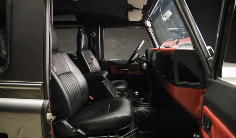 								1993 Land Rover Defender 90 200Tdi 5-Speed full									