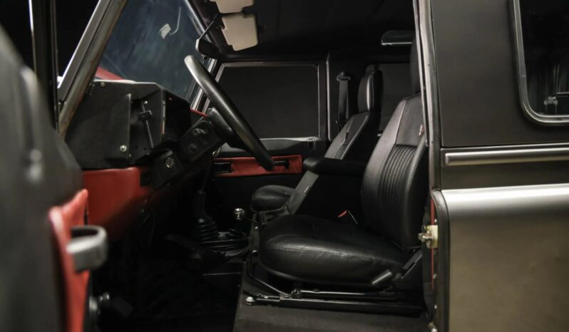 								1993 Land Rover Defender 90 200Tdi 5-Speed full									