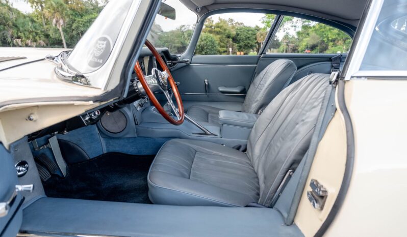 								1967 Jaguar XKE Series I 4.2 Coupe full									