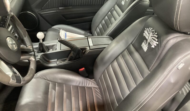 								2010 Ford Mustang Shelby GT500 Coupe full									