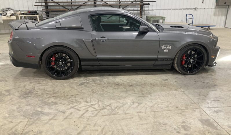 								2010 Ford Mustang Shelby GT500 Coupe full									