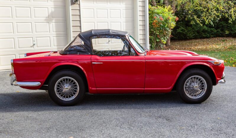 
								1965 Triumph TR4A IRS full									