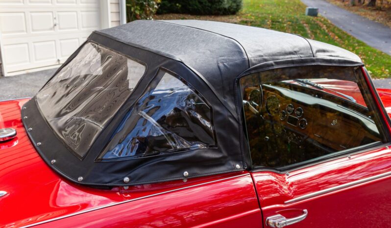 
								1965 Triumph TR4A IRS full									