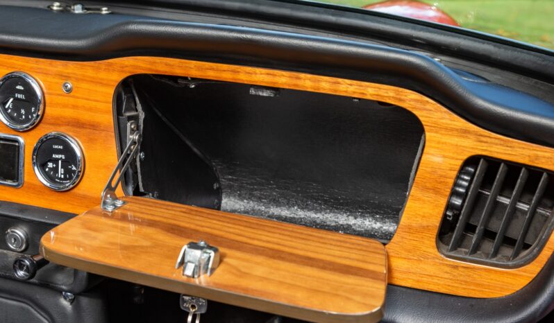 
								1965 Triumph TR4A IRS full									