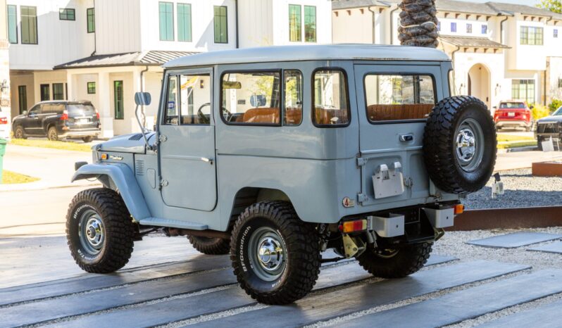 								1974 Toyota Land Cruiser FJ40 full									