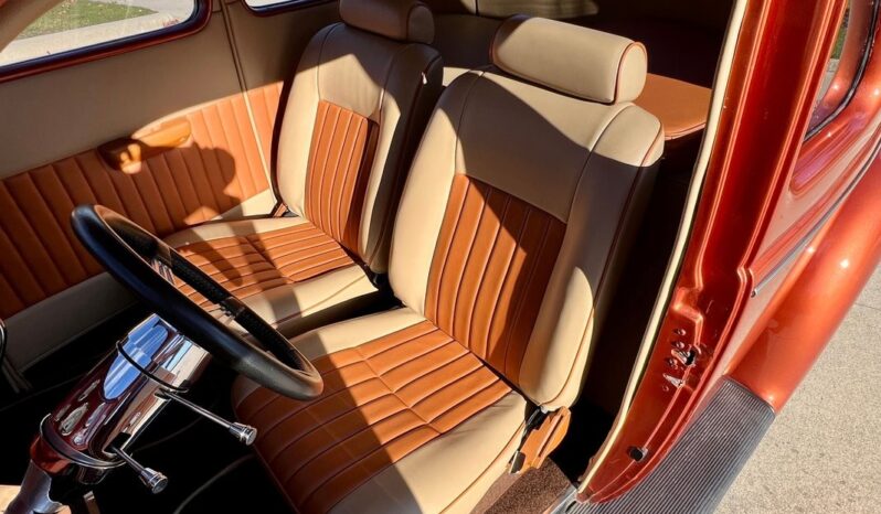 								1939 Ford Coupe Automatic full									