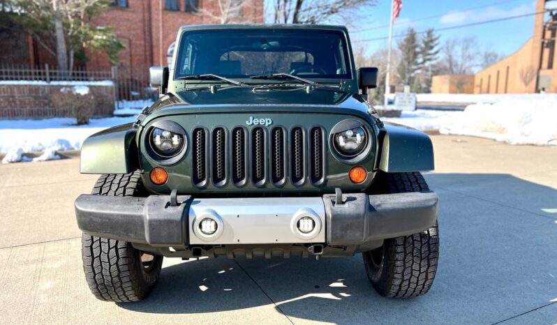 
								2009 Jeep Wrangler Sahara 3.8L full									