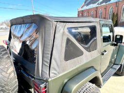 
										2009 Jeep Wrangler Sahara 3.8L full									