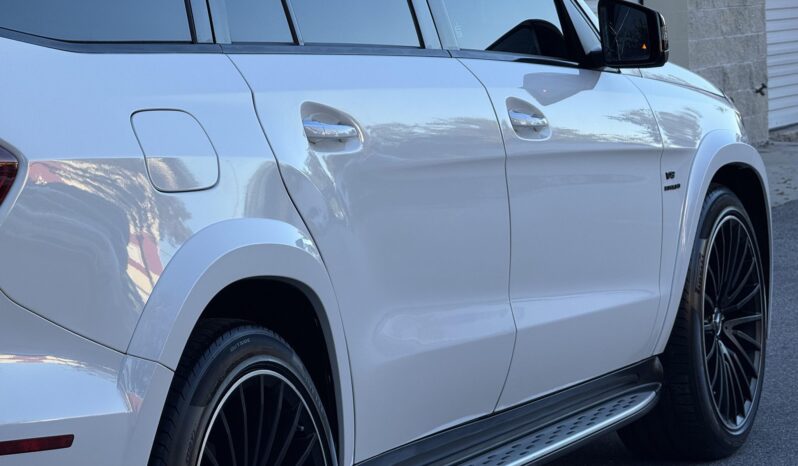 
								2017 Mercedes-AMG GLS63 full									