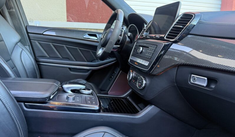 
								2017 Mercedes-AMG GLS63 full									