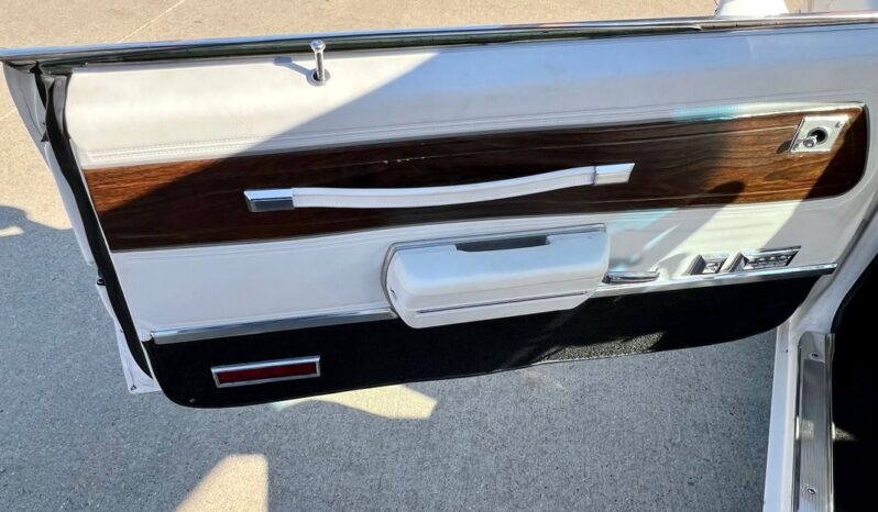 
								1971 Oldsmobile Cutlass Coupe 455 V8 full									