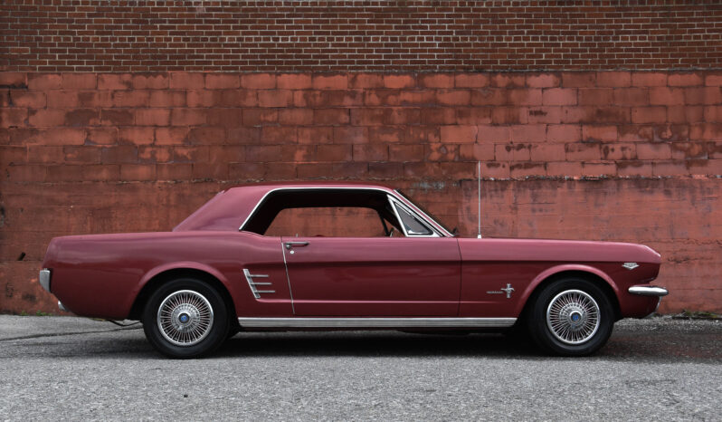 
								1966 Ford Mustang Coupe 289 full									