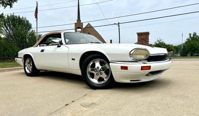 
								1996 Jaguar XJ6 Convertible 4.0 full									