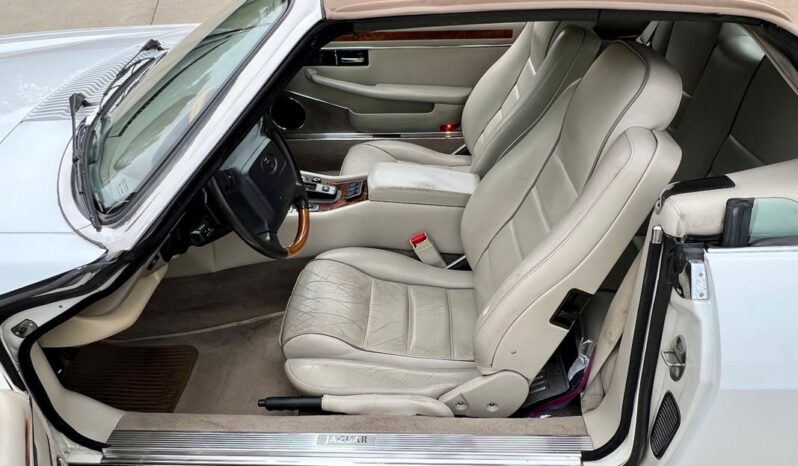 
								1996 Jaguar XJ6 Convertible 4.0 full									