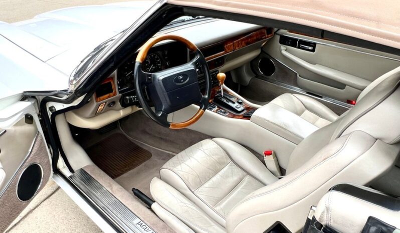 
								1996 Jaguar XJ6 Convertible 4.0 full									