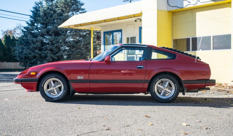
								1982 Datsun 280ZX Turbo 5-Speed full									