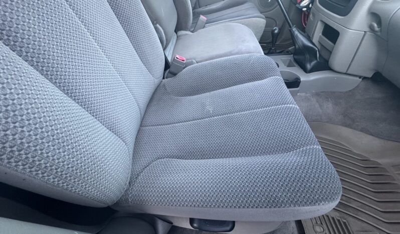 
								2004 Dodge Ram 2500 SLT Quad Cab 4×4 Cummins full									