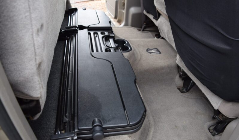 
								2004 Dodge Ram 2500 SLT Quad Cab 4×4 Cummins full									