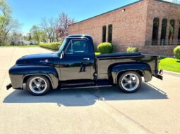 
										1955 Ford F-100 350CI full									