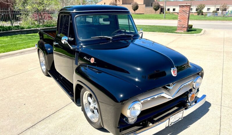 
								1955 Ford F-100 350CI full									