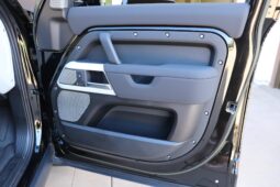 										2023 Land Rover Defender 130 Trophy Edition full									