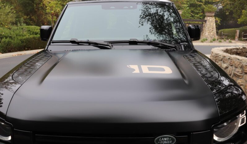 								2023 Land Rover Defender 130 Trophy Edition full									