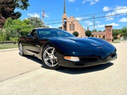 										2001 Chevrolet Corvette Convertible 5.7L full									