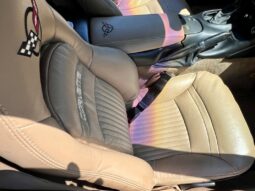 										2001 Chevrolet Corvette Convertible 5.7L full									