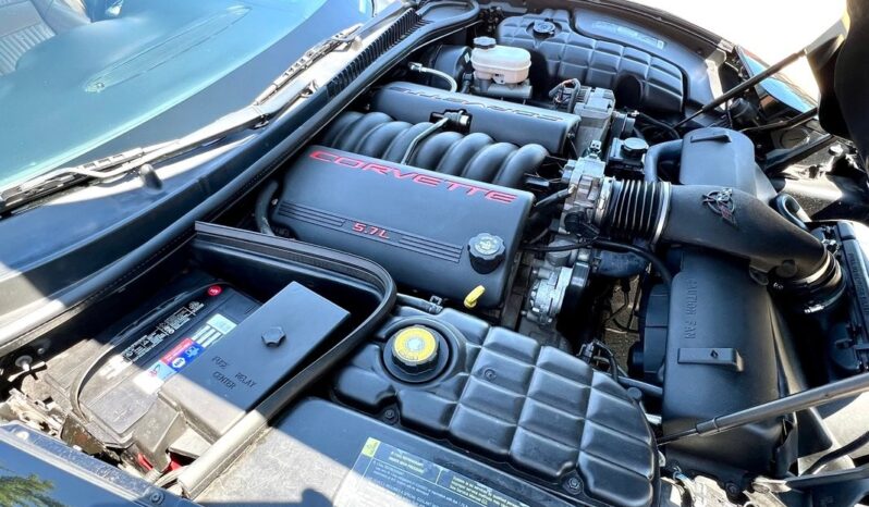 								2001 Chevrolet Corvette Convertible 5.7L full									