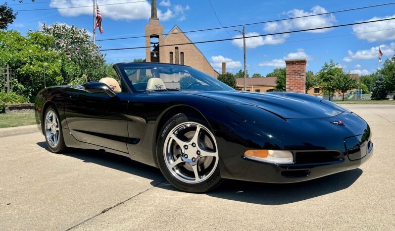 								2001 Chevrolet Corvette Convertible 5.7L full									