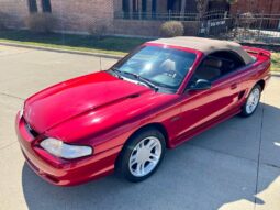 										1996 Ford Mustang Convertible 4.6 full									