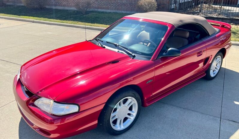 								1996 Ford Mustang Convertible 4.6 full									