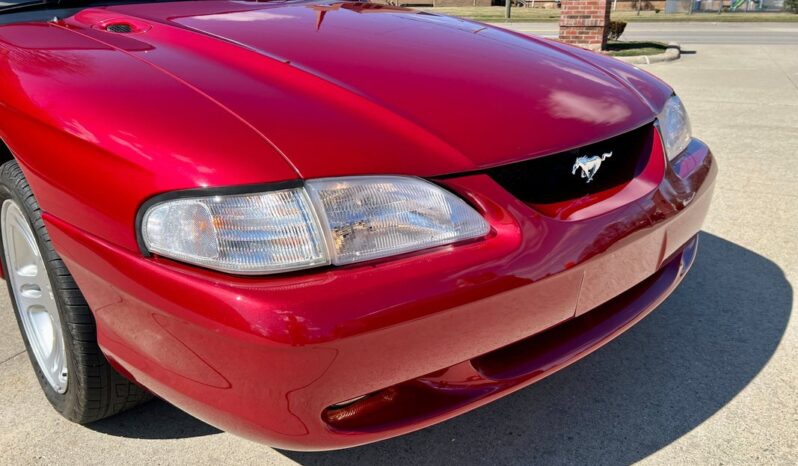 								1996 Ford Mustang Convertible 4.6 full									