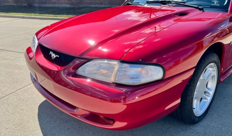 								1996 Ford Mustang Convertible 4.6 full									