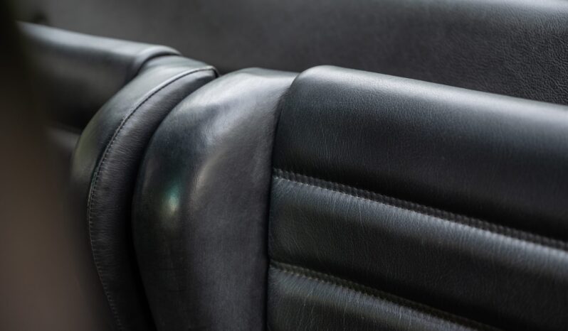 								1986 Porsche 911 Carrera Coupe full									