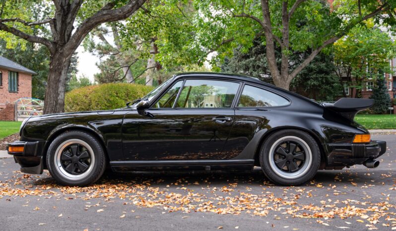 								1986 Porsche 911 Carrera Coupe full									