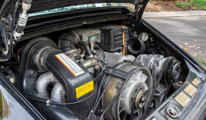 								1986 Porsche 911 Carrera Coupe full									