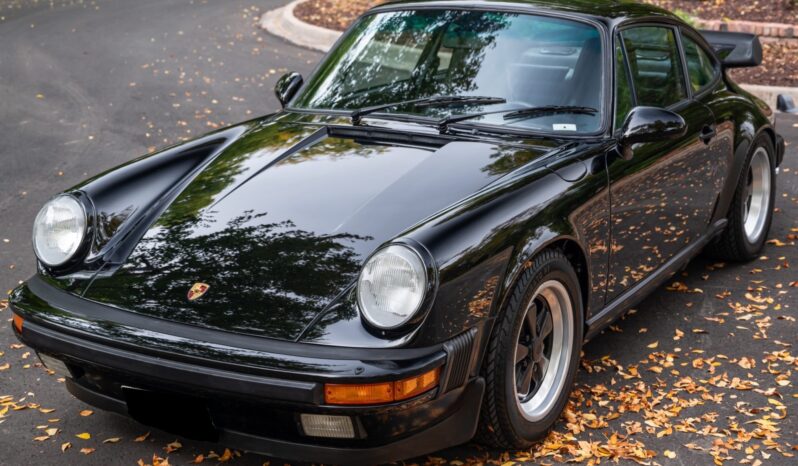 								1986 Porsche 911 Carrera Coupe full									