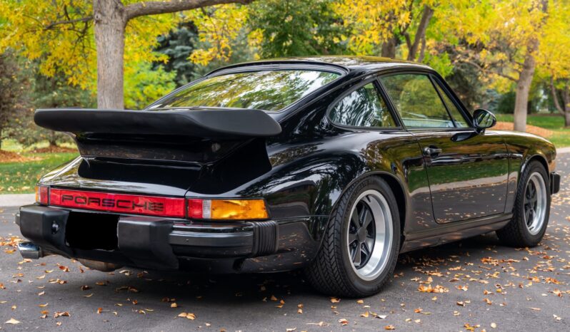 								1986 Porsche 911 Carrera Coupe full									