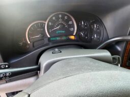 
										2004 Cadillac Escalade 6.0 Liter V8 full									