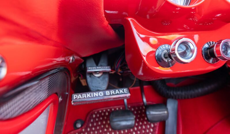 
								1959 Chevrolet Corvette 4-Speed full									