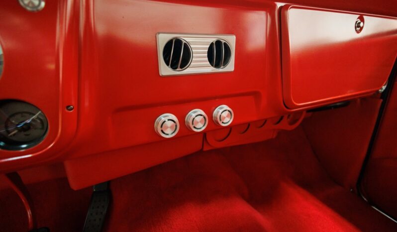 
								1967 Chevrolet C-10 LS3 Custom Restomod Pickup full									