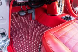 
										1959 Chevrolet Corvette 4-Speed full									