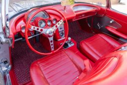 
										1959 Chevrolet Corvette 4-Speed full									