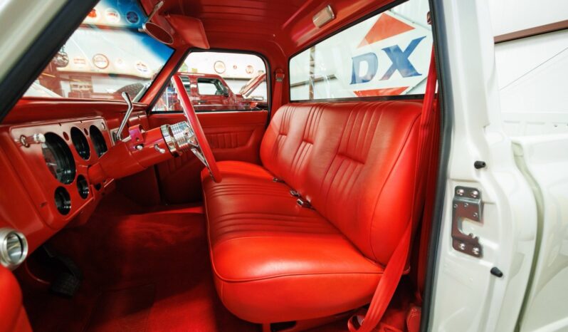 
								1967 Chevrolet C-10 LS3 Custom Restomod Pickup full									