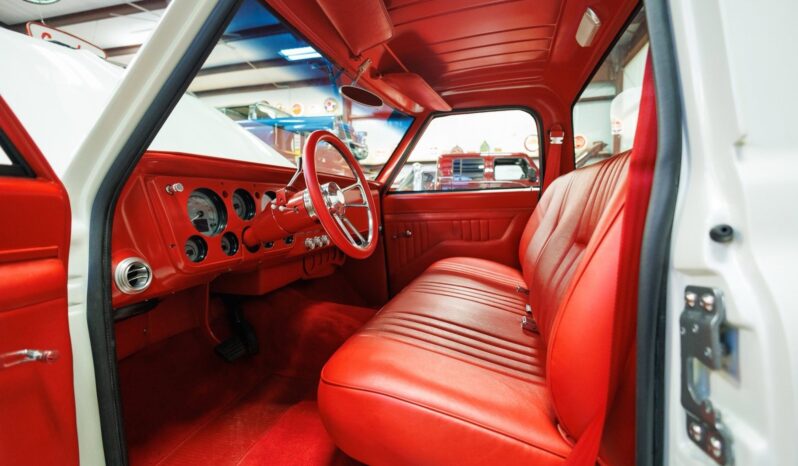 
								1967 Chevrolet C-10 LS3 Custom Restomod Pickup full									