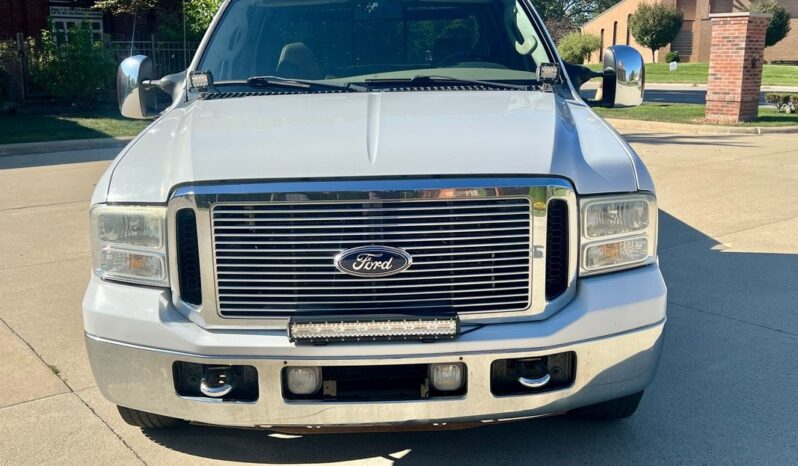
								2006 Ford F-350 XLT Lariat 6.0 Diesel Automatic full									