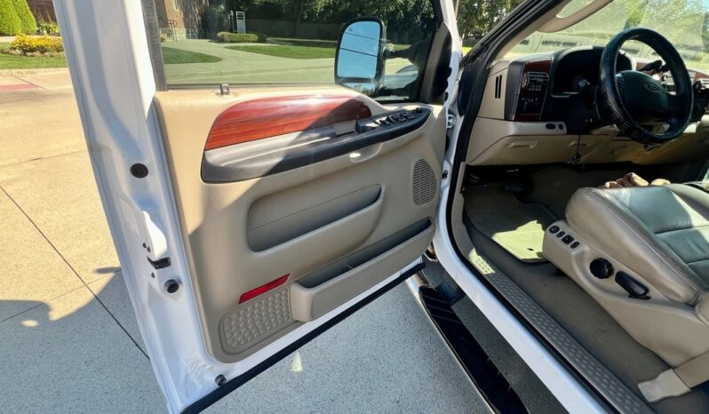 
								2006 Ford F-350 XLT Lariat 6.0 Diesel Automatic full									