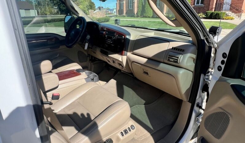 
								2006 Ford F-350 XLT Lariat 6.0 Diesel Automatic full									